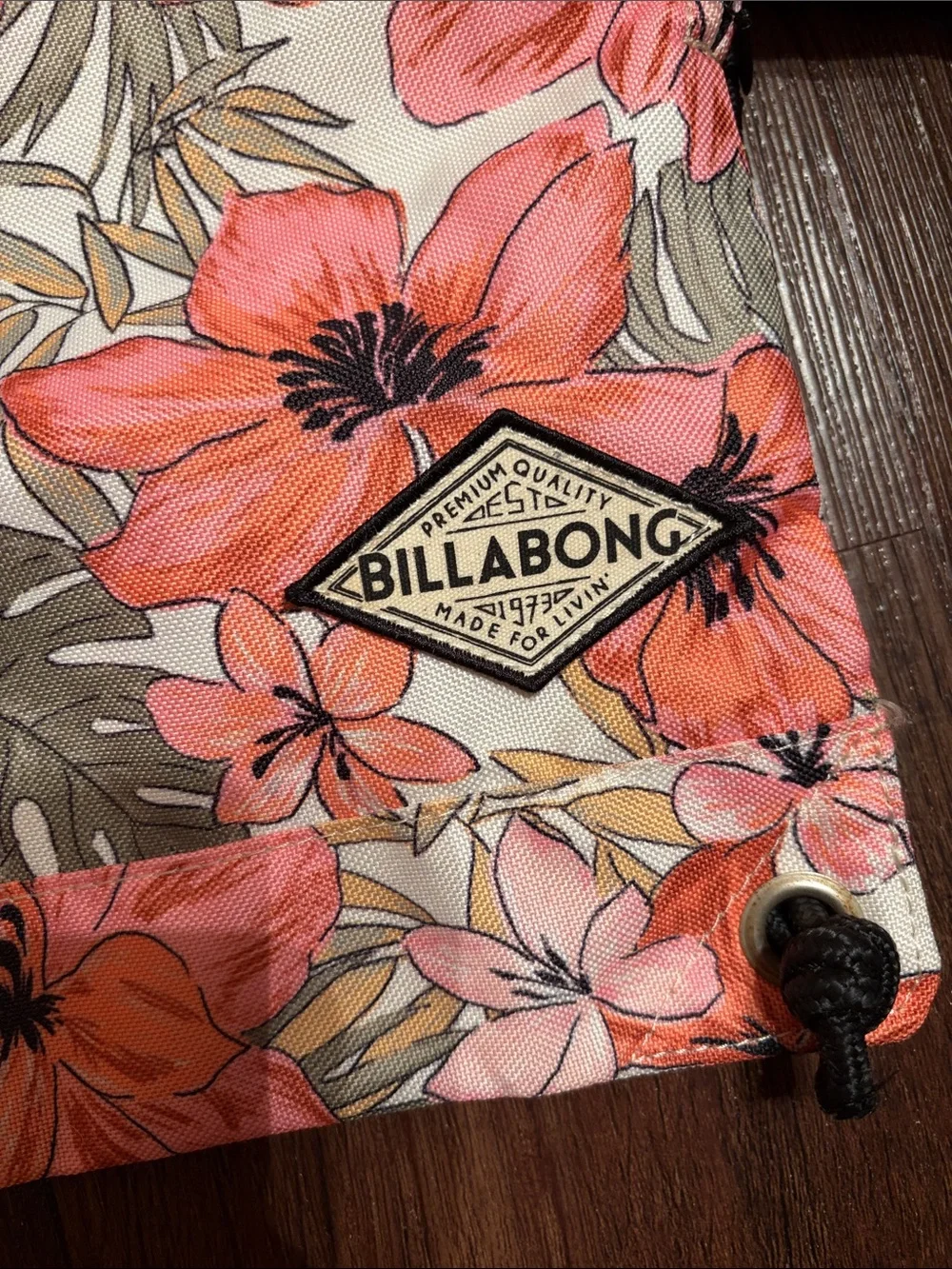 Billabong sack backpack with zipped pocket floral like new